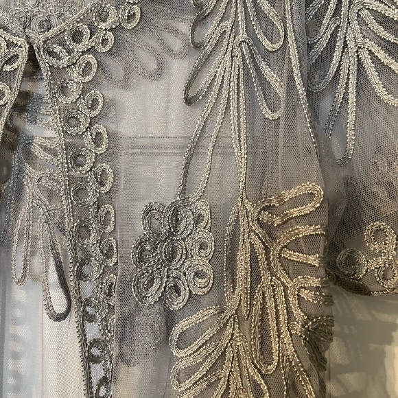 Bolero - Picture 3 of 6